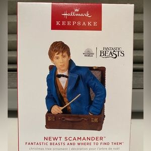 Hallmark - HARRY POTTER “Newt Scamander” Ornament
